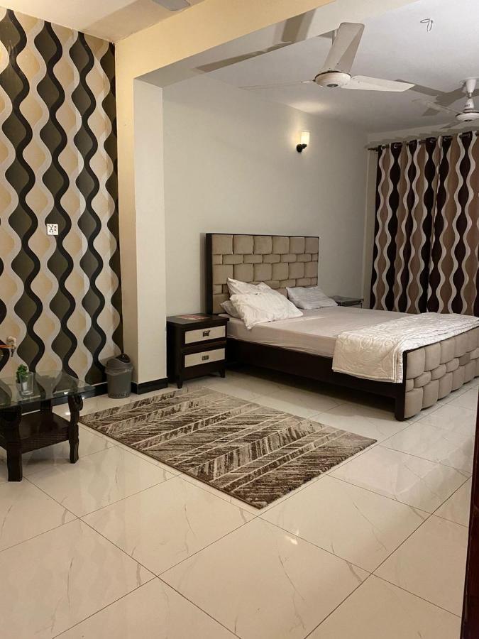 Islamabad Guest House ภายนอก รูปภาพ