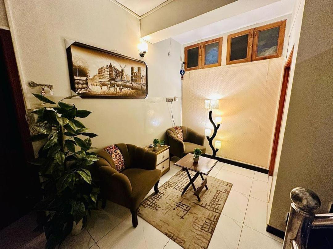 Islamabad Guest House ภายนอก รูปภาพ