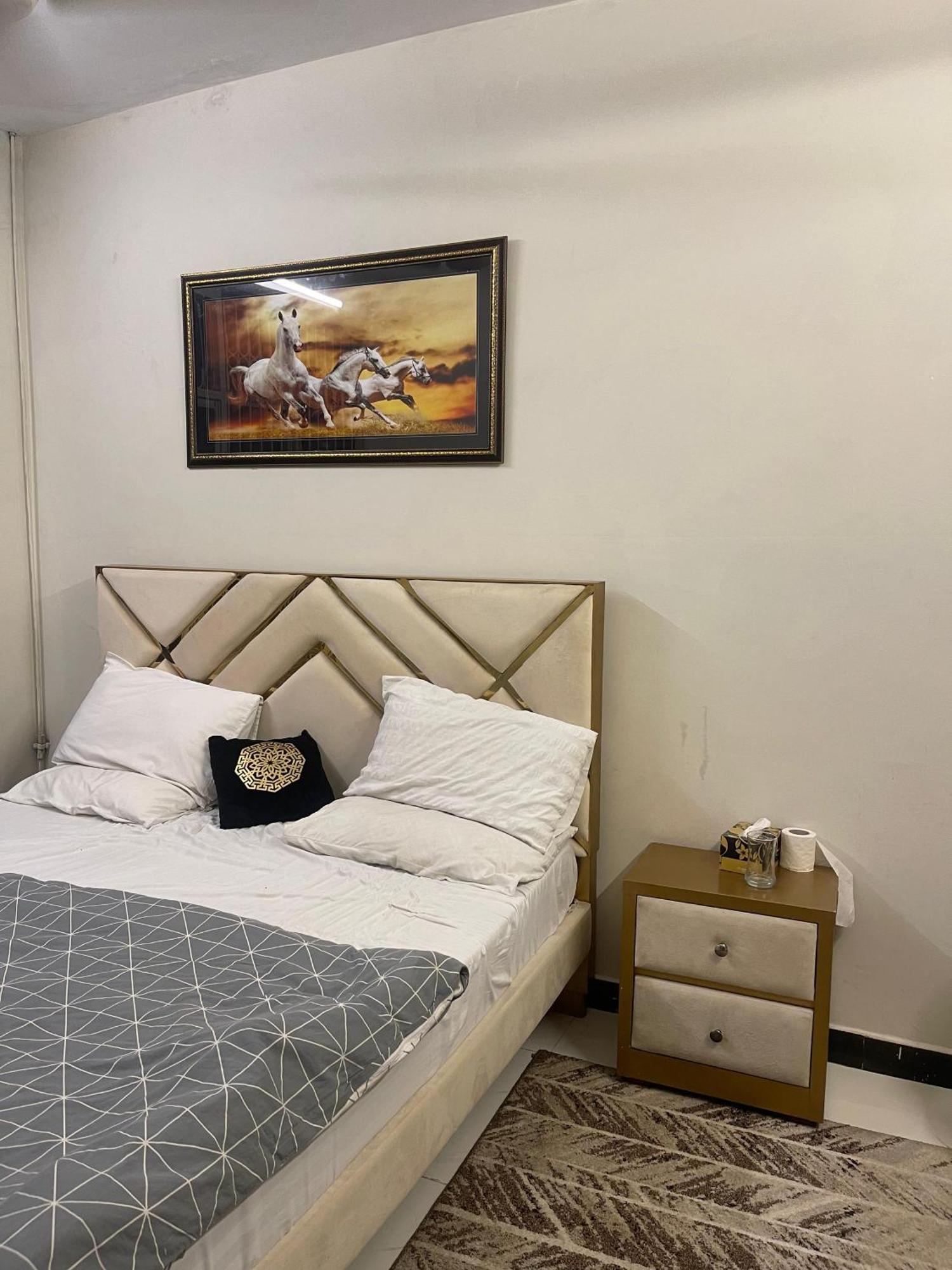 Islamabad Guest House ภายนอก รูปภาพ