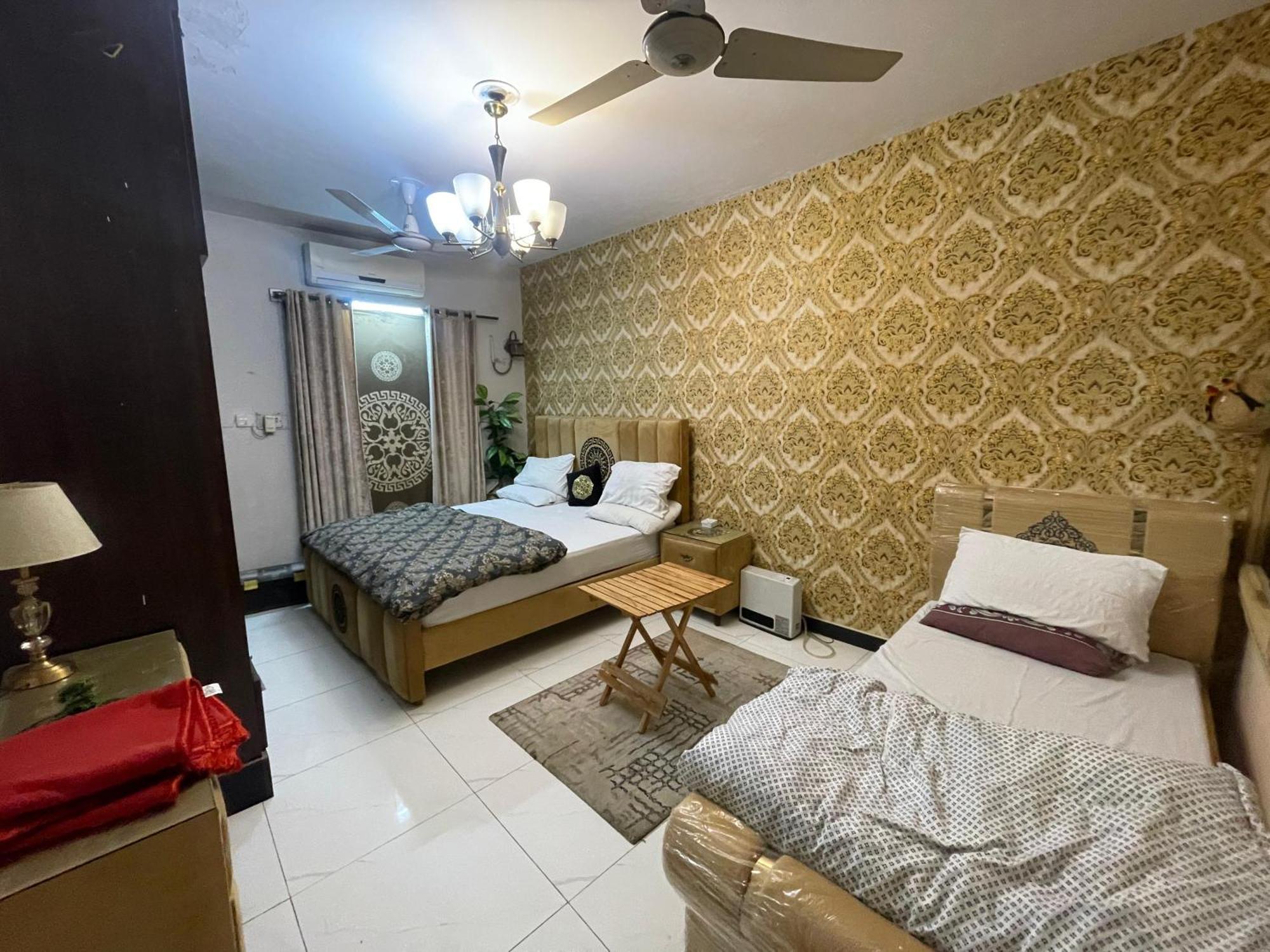 Islamabad Guest House ภายนอก รูปภาพ